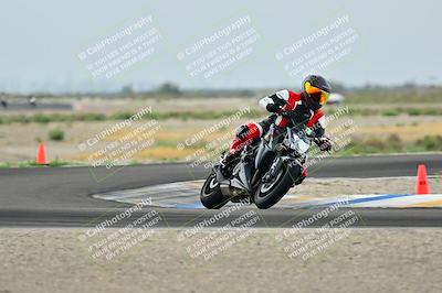 media/Apr-18-2025-TrackDaz (Fri) [[45f5874c44]]/C Group/Session 1 (Turn 7)/